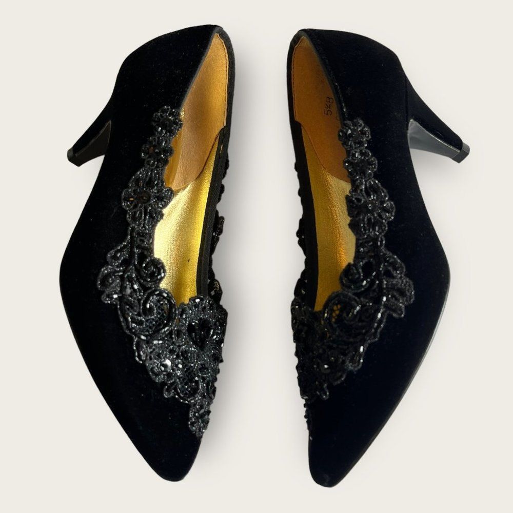 Vintage Private Collection Opera Pumps Black Velvet Beaded Heels Women's 5.5